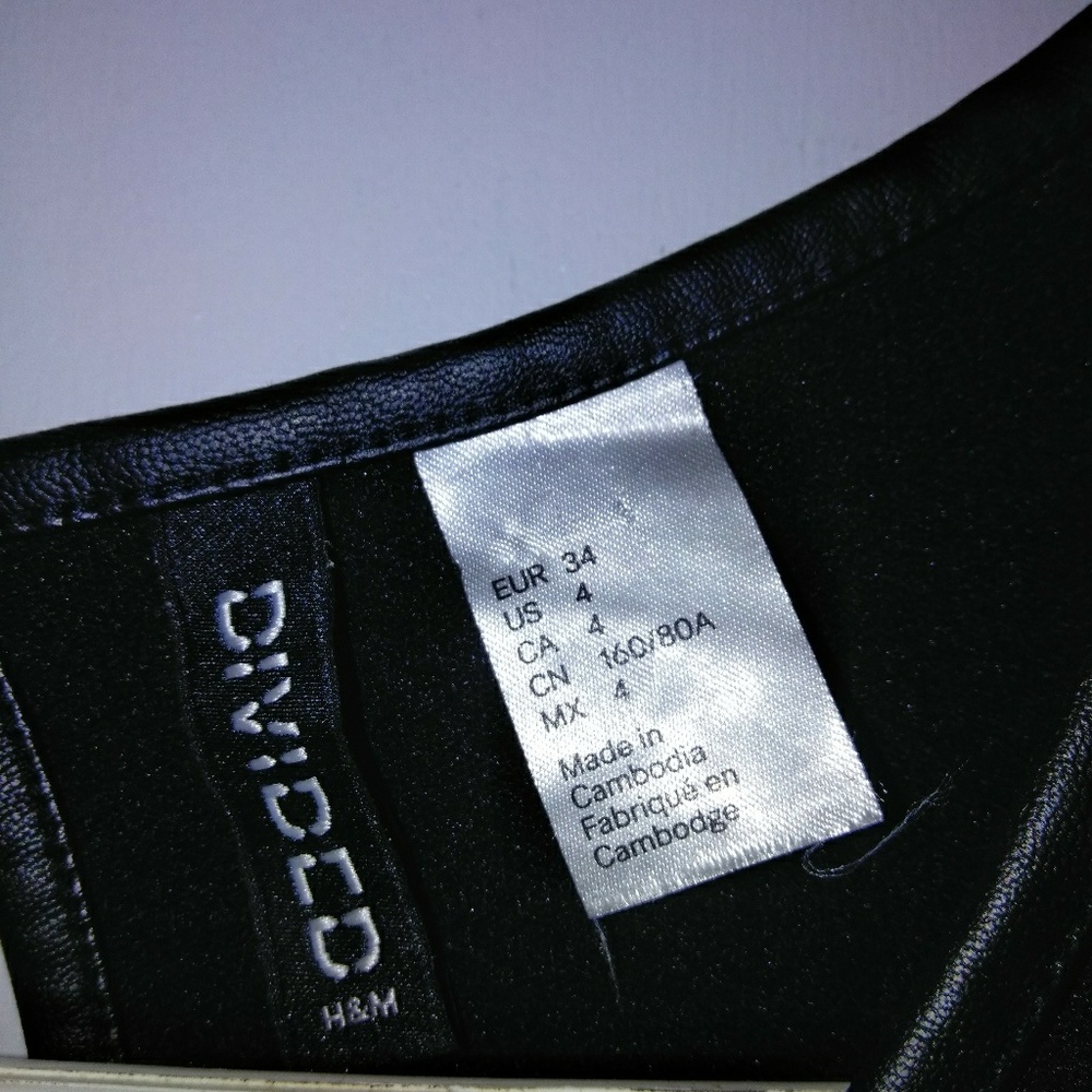 H&M Divided Dress - Picture 4 of 4